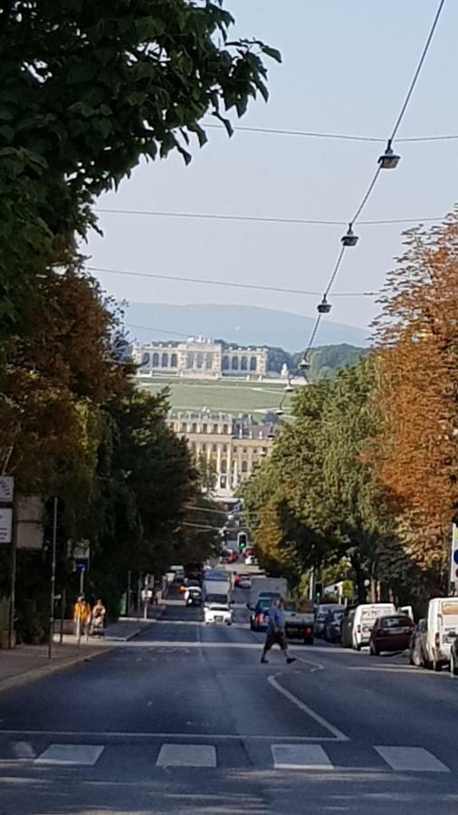 Smile Schoenbrunn Wien